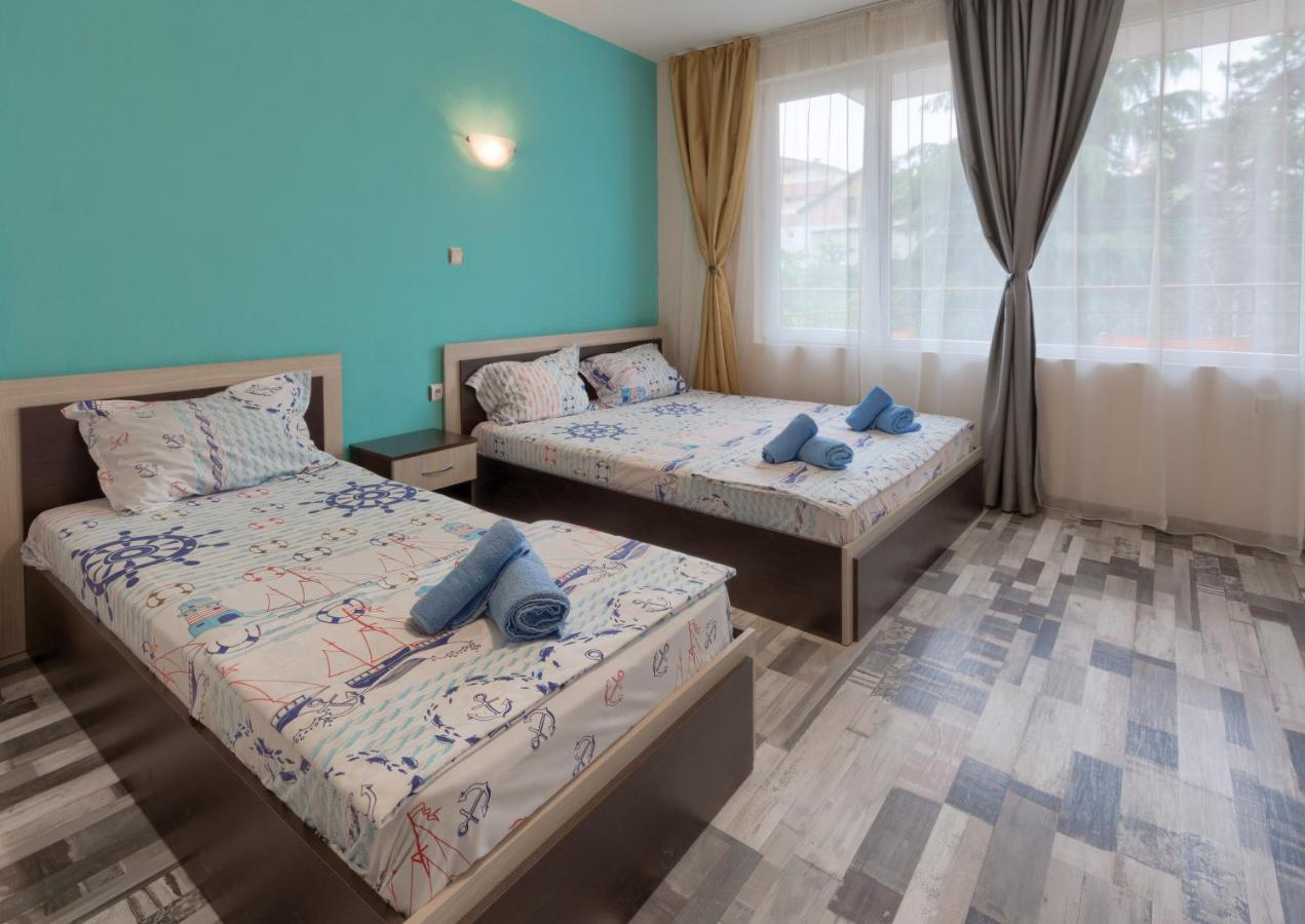 Kazlarov Guest House Kiten  Exterior foto